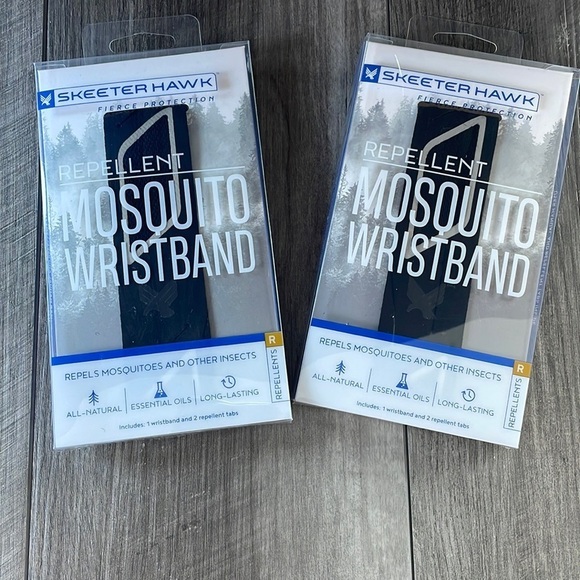 2 Skeeter Hawk Mosquito Wristbands - Picture 1 of 3